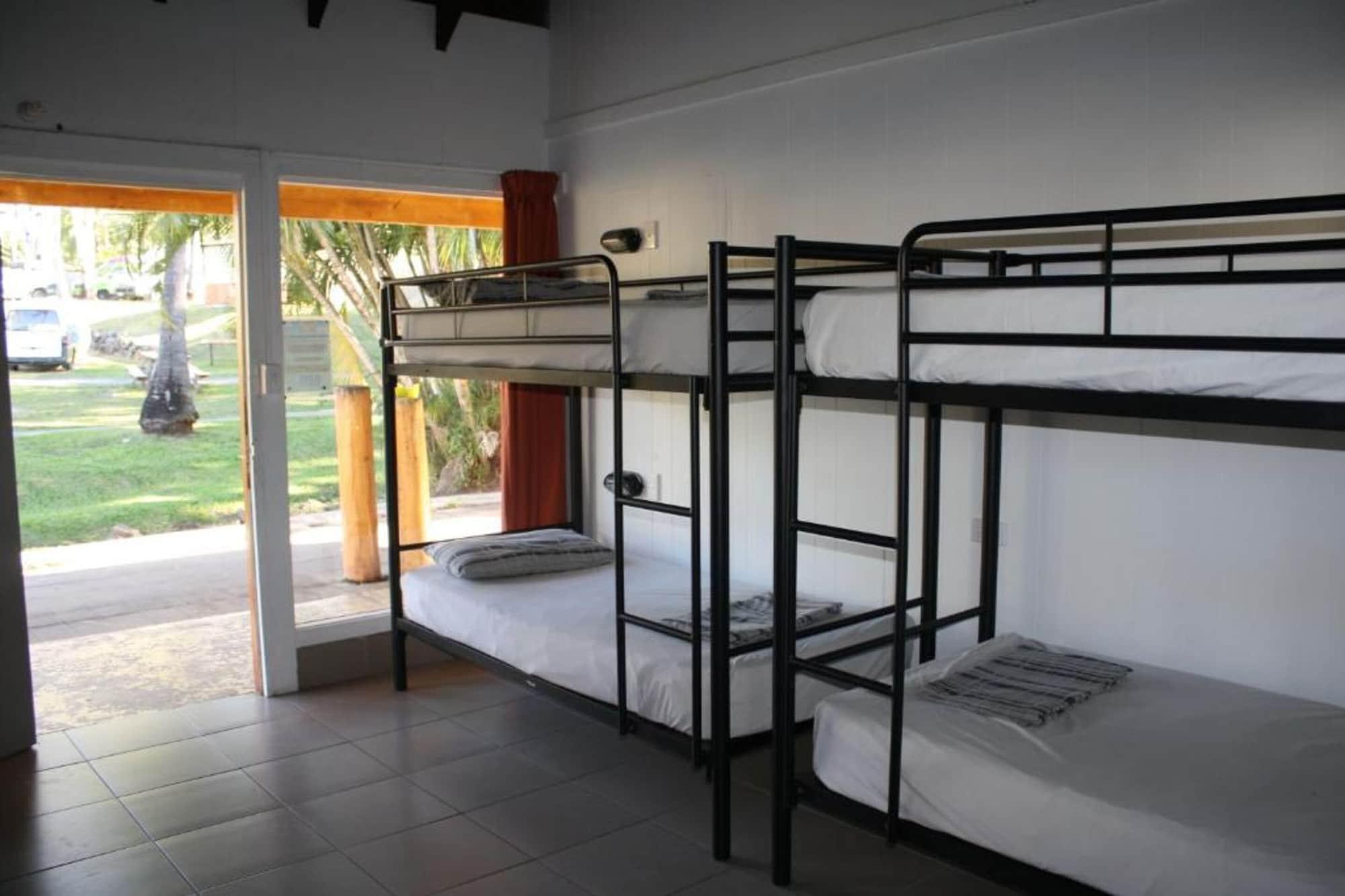 Nomads Airlie Beach (Adults Only) Exteriör bild