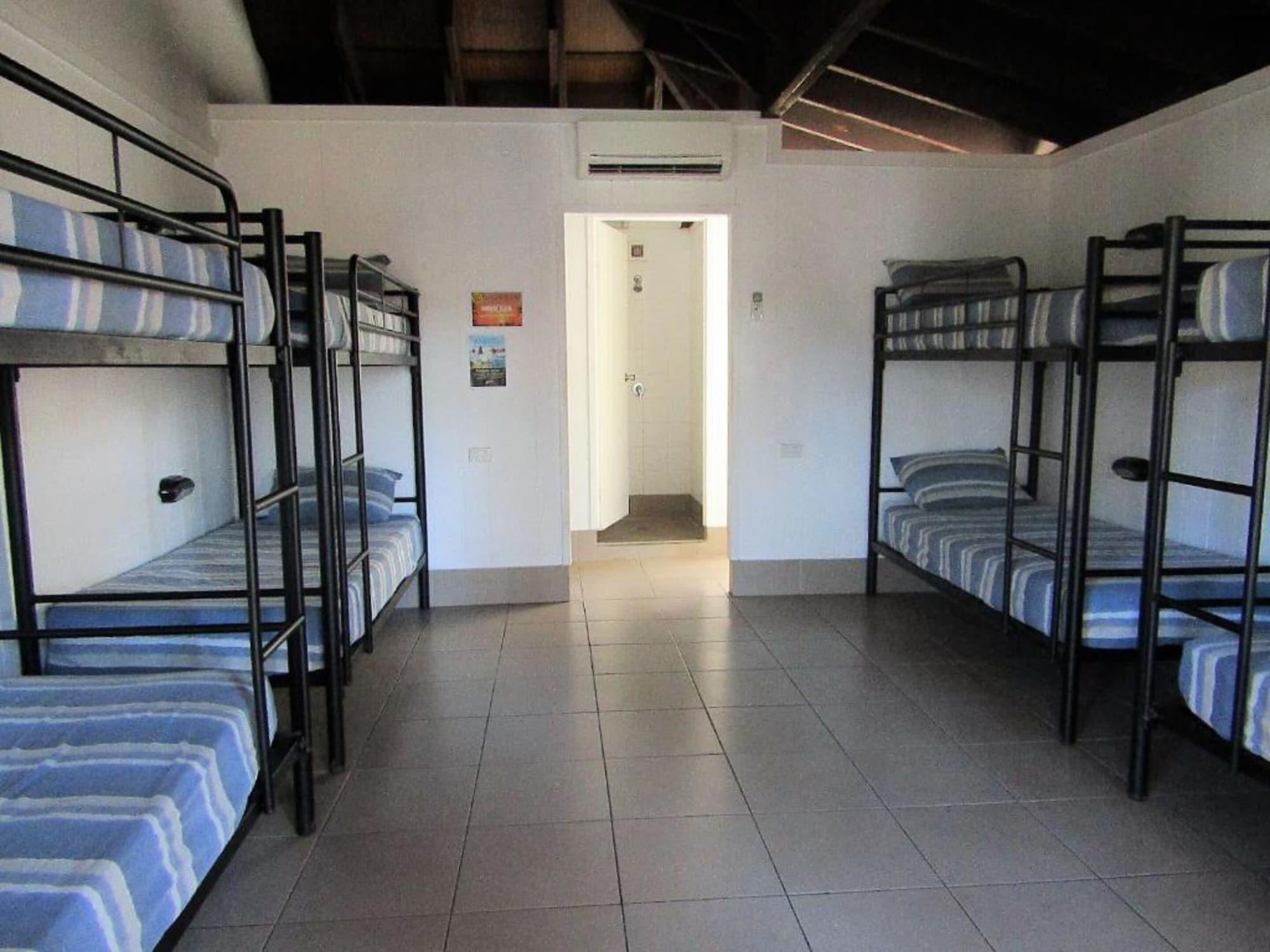 Nomads Airlie Beach (Adults Only) Exteriör bild