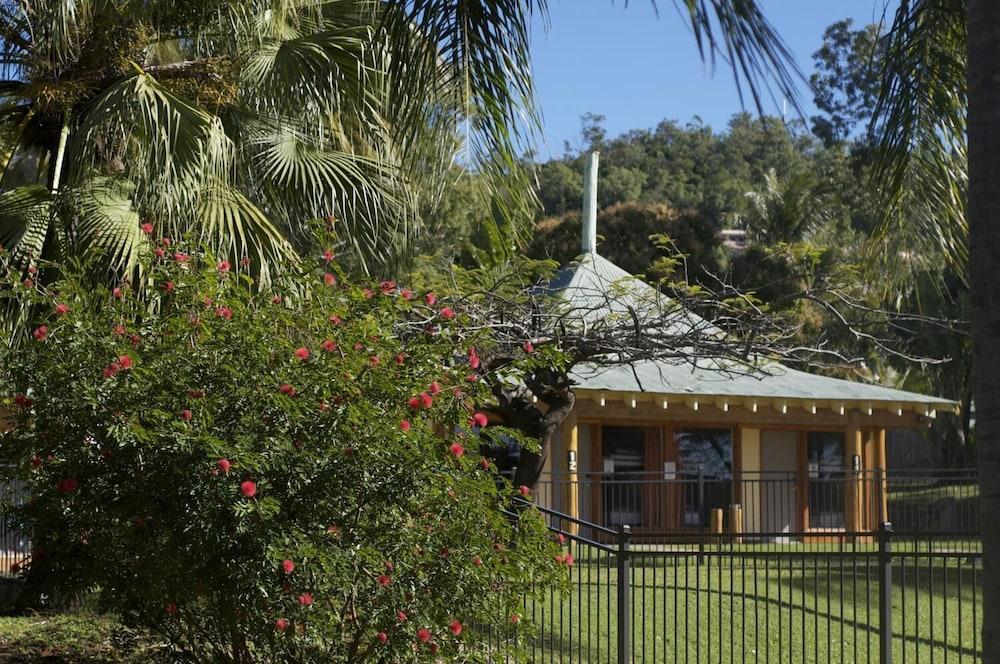 Nomads Airlie Beach (Adults Only) Exteriör bild