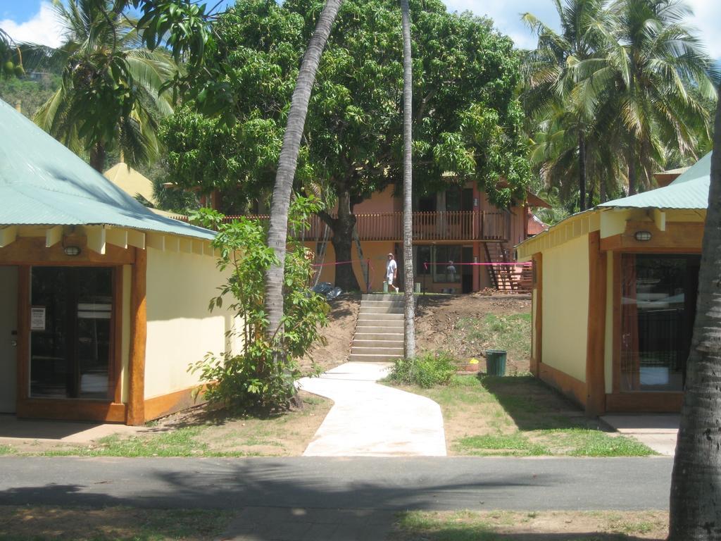 Nomads Airlie Beach (Adults Only) Exteriör bild