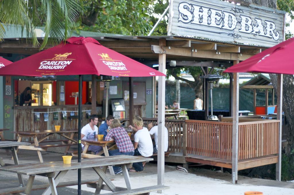Nomads Airlie Beach (Adults Only) Exteriör bild