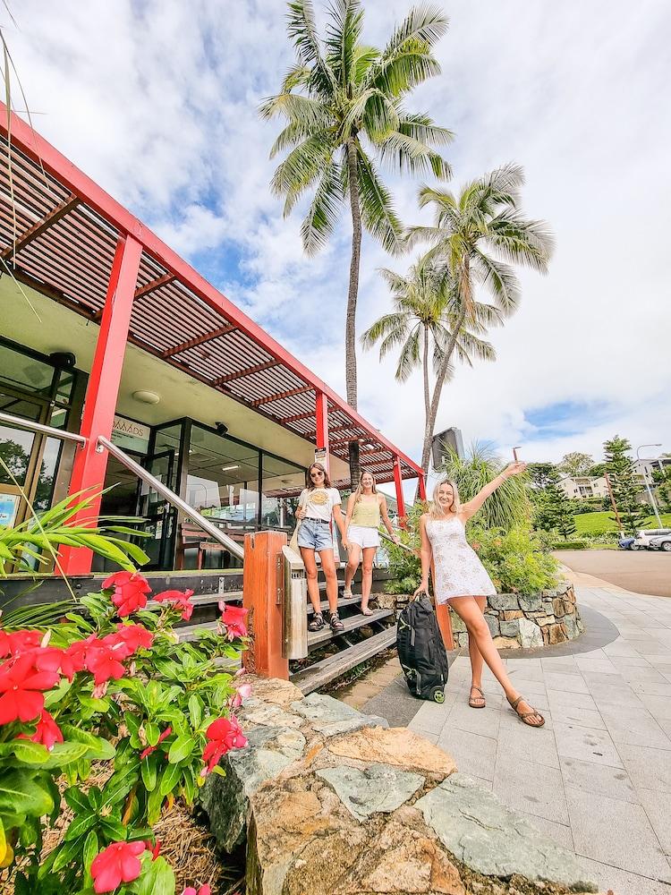 Nomads Airlie Beach (Adults Only) Exteriör bild